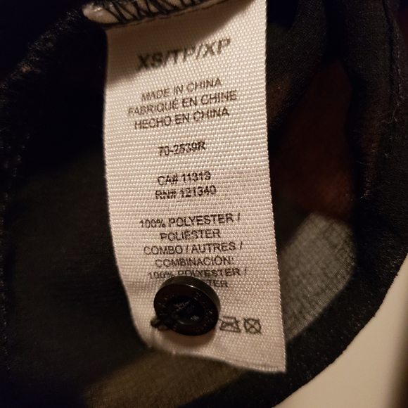 Garage Sleeveless Collared Blouse with Back cutout - Picture 3 of 3